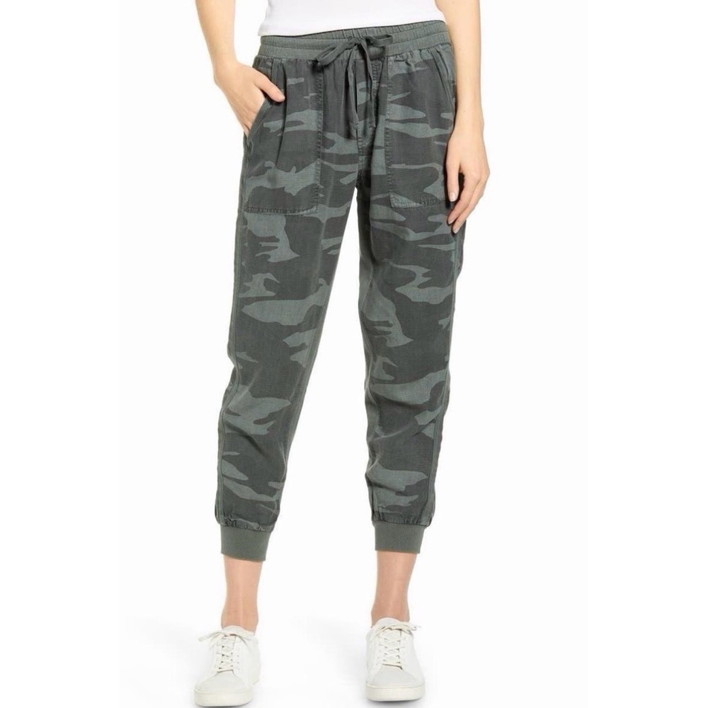 Splendid Camouflage Jogger Pants sz S Gray